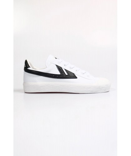 Warrior shoes Black/White