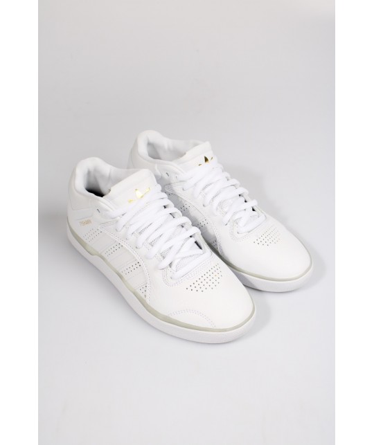 ADIDAS TYSHAWN