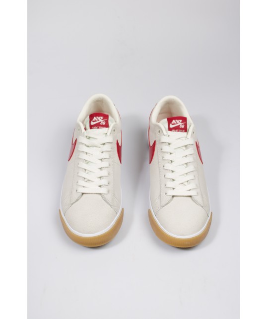 NIKE SB ZOOM BLAZER LOW GT