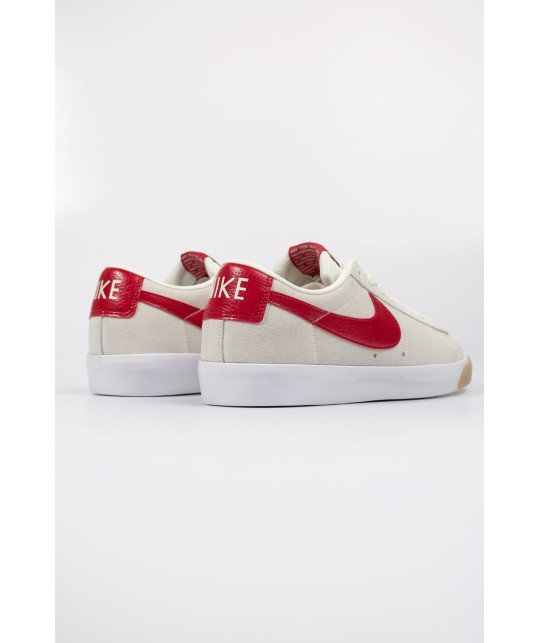 NIKE SB ZOOM BLAZER LOW GT